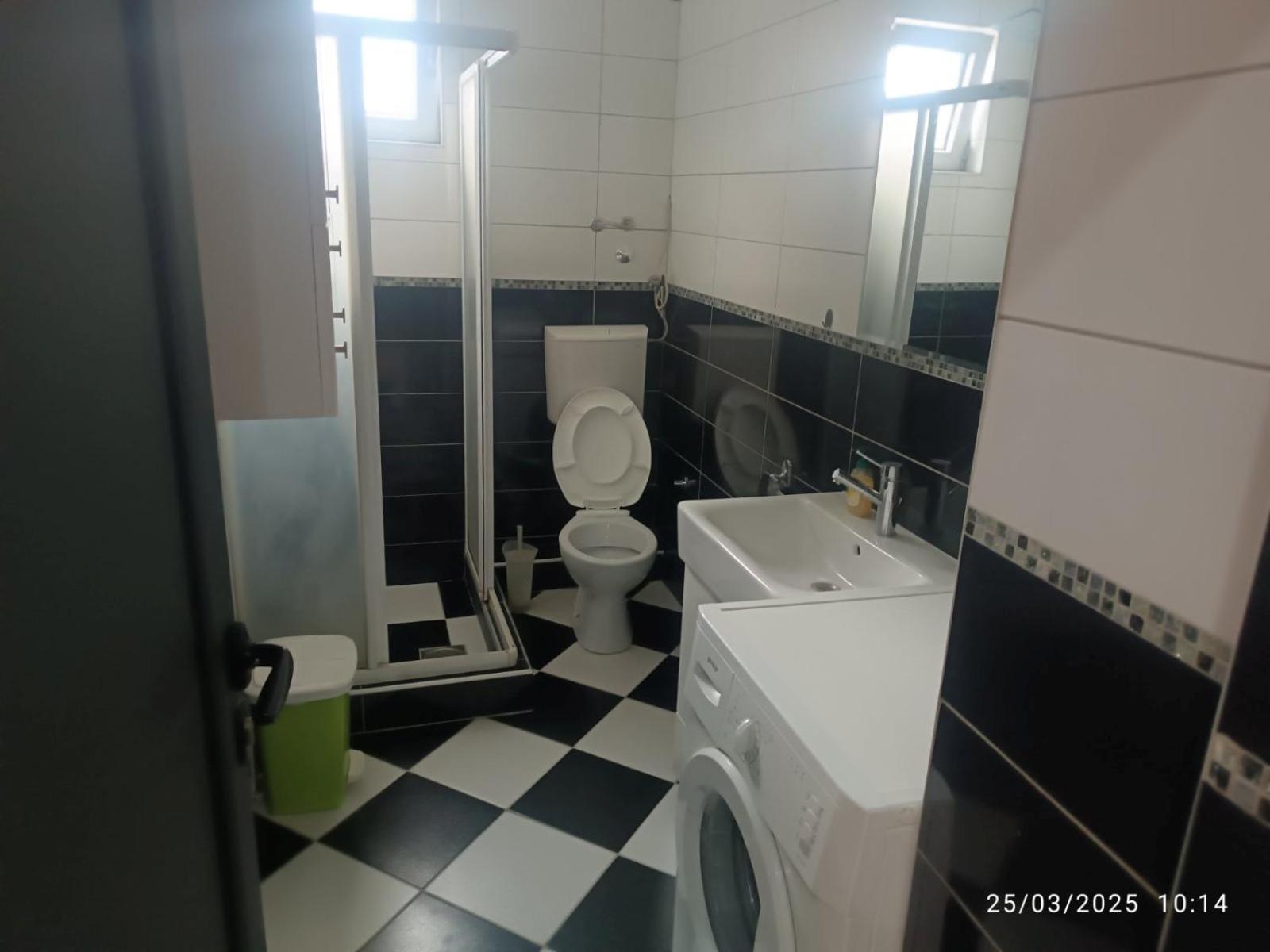 Blue Point Apartment Kragujevac Exterior photo
